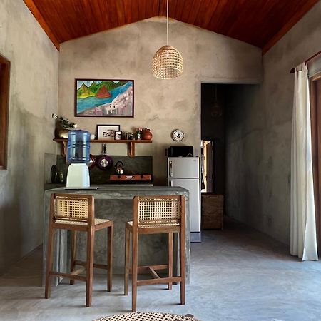 Into The Blue - Yoga Included & Walk To 3 Beaches Tangalle Exterior foto